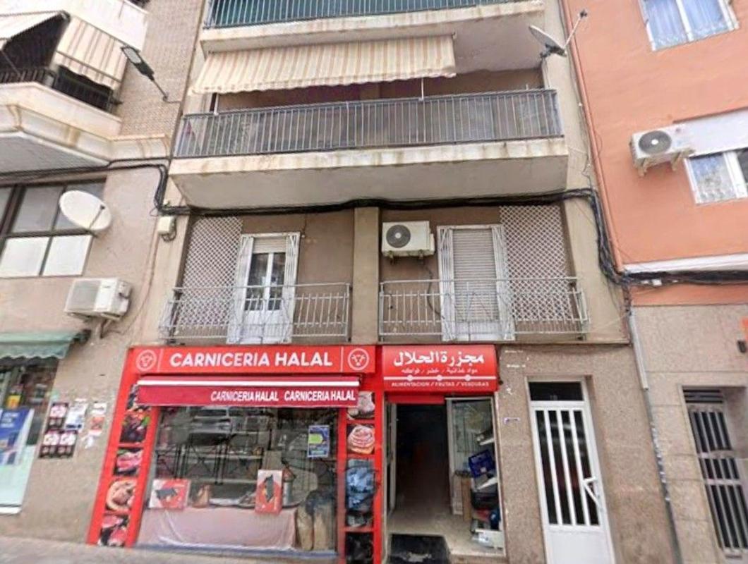 Продажа квартиры на Piso en Calle Germans Navarro Caracena, Carrús Este, Elche / Elx, Эльче / Эльх
photo 1