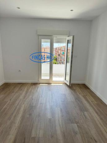 Venta de piso en Piso en Virgen del Remedio - Parque lo Morant, Alicante / Alacant, Alicante / Alacant
thumbnail 3