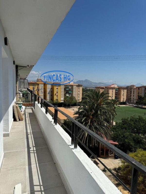 Venta de piso en Piso en Virgen del Remedio - Parque lo Morant, Alicante / Alacant, Alicante / Alacant
photo 5