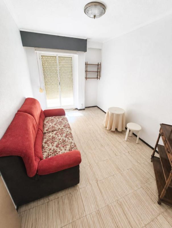 Venta de piso en Piso en Calle Cánovas del Castillo, Carolinas Altas, Alicante / Alacant, Alicante / Alacant
photo 1