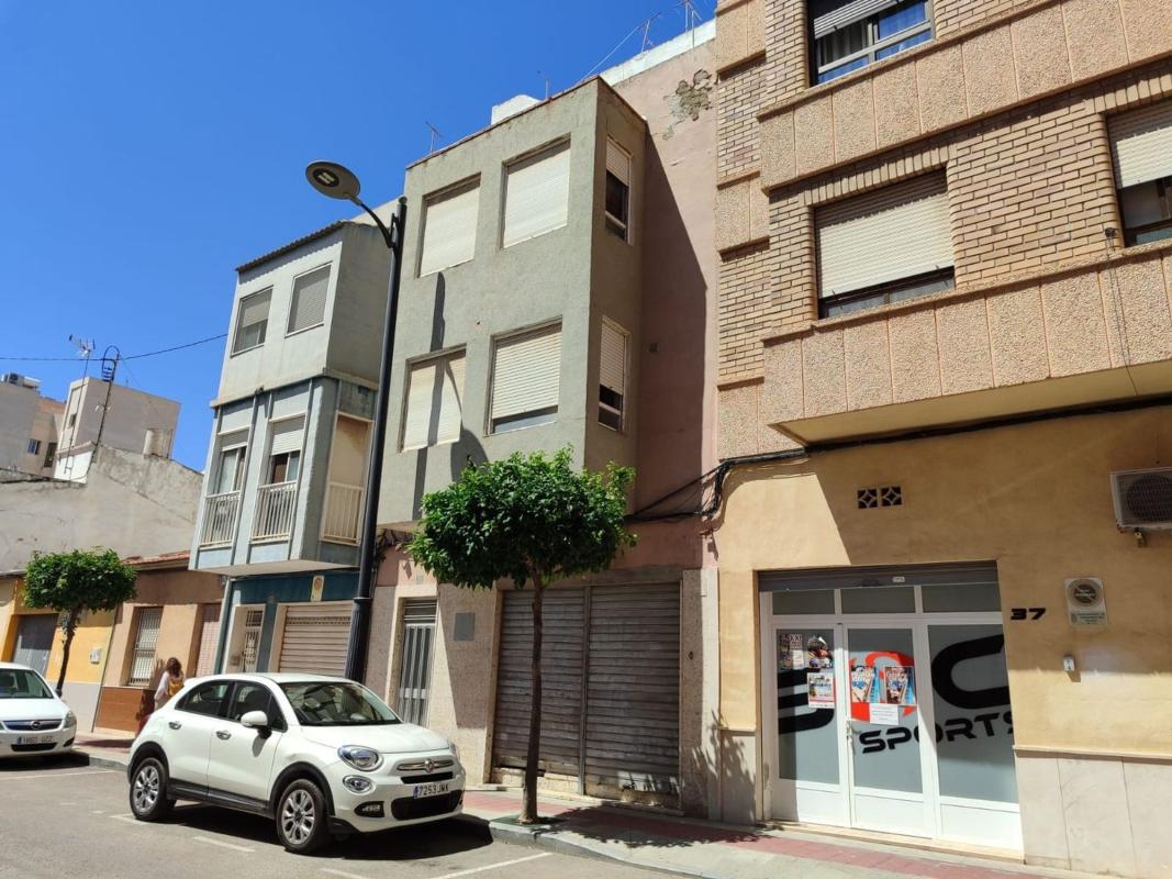 Sprzedaż duplexu w Dúplex en Calle Larramendi, 35, Zona Pueblo, Guardamar del Segura, Guardamar del Segura photo 1