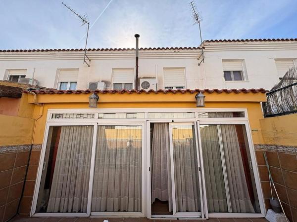 Chalet wolnostojący na sprzedaż w  Casa o chalet en Avenida Villena, Salinas, Salinas photo 4