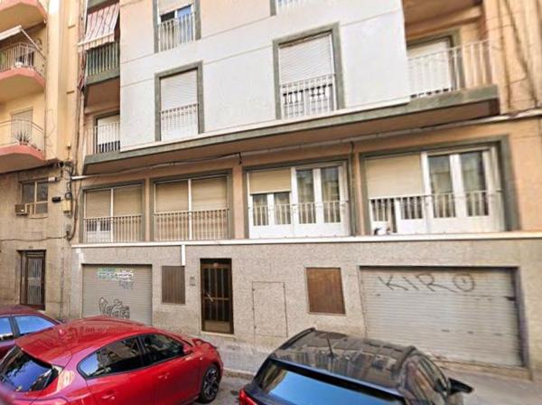 Продажа квартиры на Piso en Calle Ruperto Chapí, Pont Nou-Corazón de Jesús, Elche / Elx, Эльче / Эльх
thumbnail 3