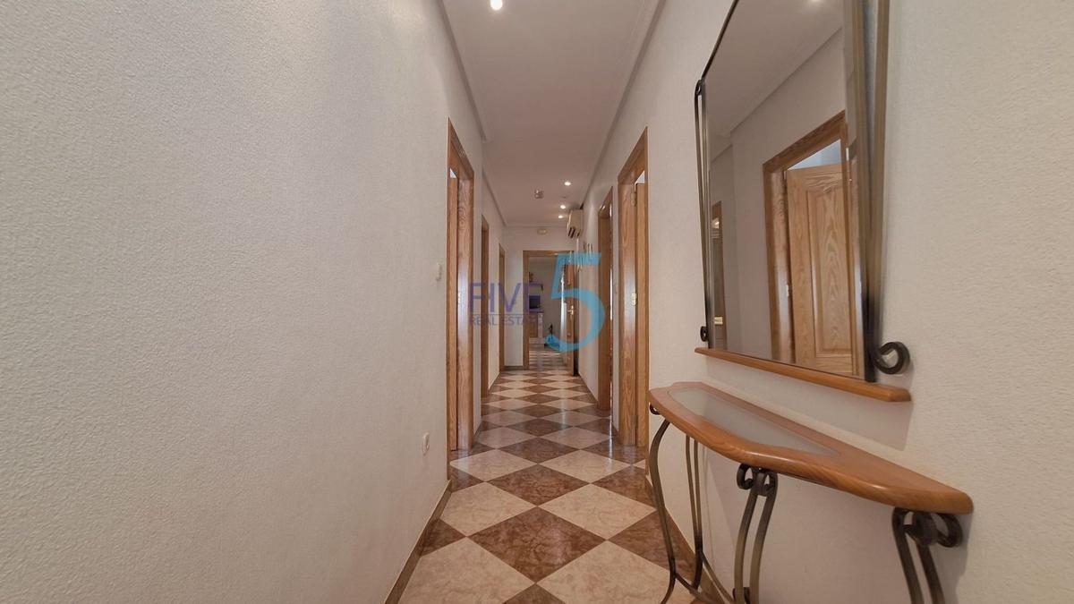Sale of independent chalet in Casa o chalet en Centro, San Miguel de Salinas, San Miguel de Salinas
 photo 5