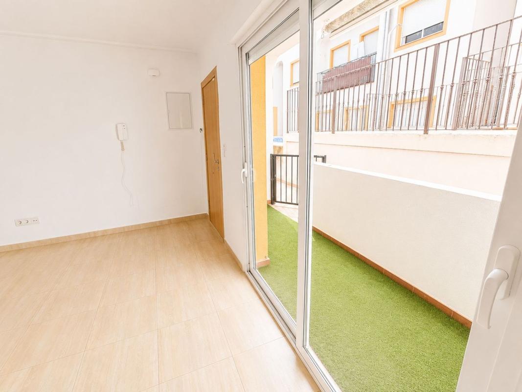 Sale of apartment in Piso en Medico Miguel Ripoll, 2, Catral, Catral
photo 3