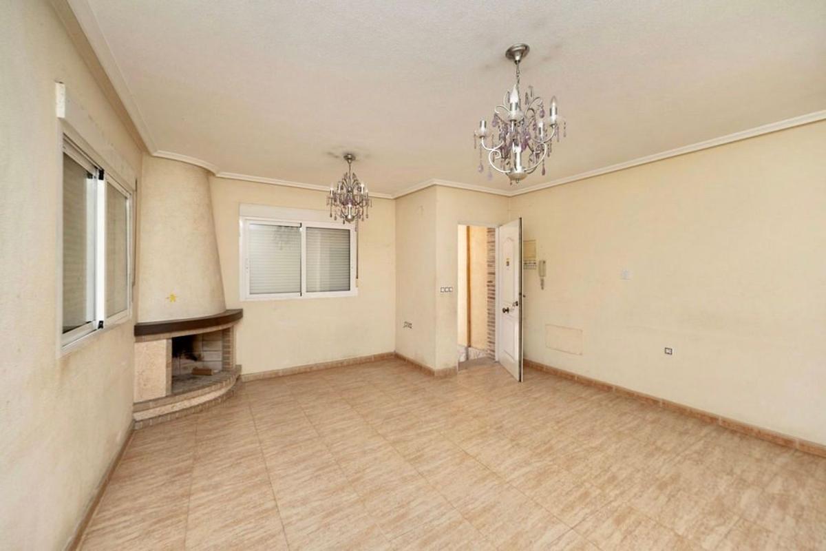 Sprzedaż szeregowego domku w  Chalet adosado en Juan Carlos Ferrero, 33, Redovan , Redovan photo 5