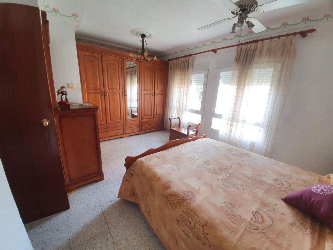 Sale of apartment in Piso en Calle Salvador Allende, 2 - 1b, Juan XXIII, Alicante / Alacant, Alicante
photo 3
