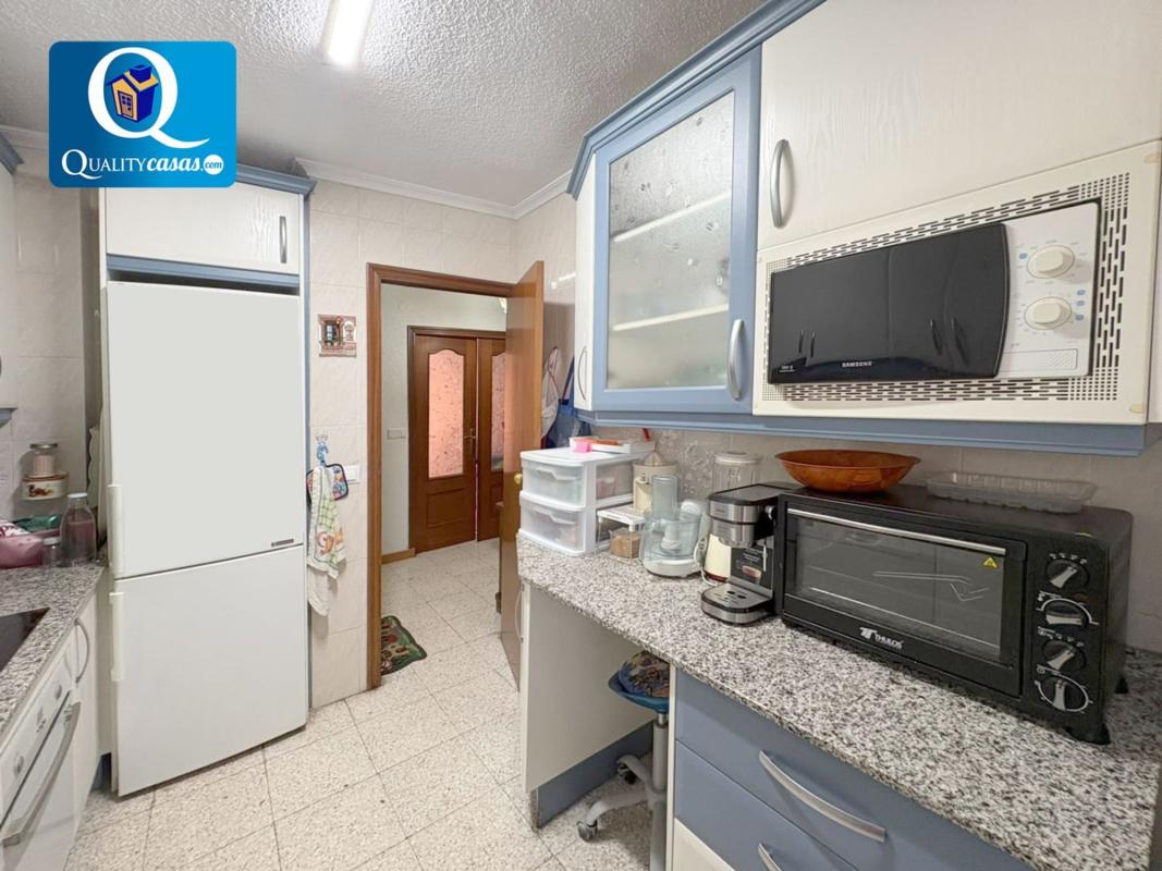 Sale of apartment in Piso en Juan XXIII, Alicante / Alacant, Alicante
 photo 5
