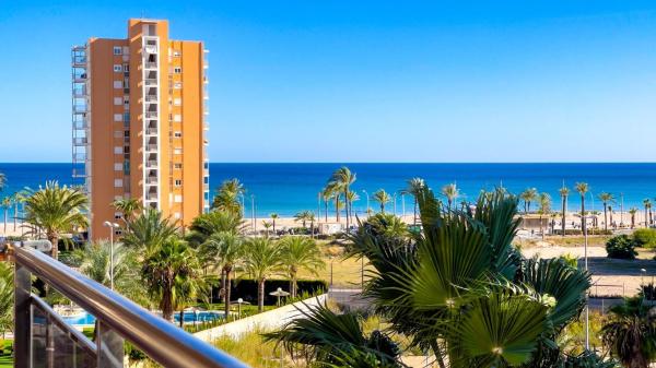Sale of flat in Piso en PAU 5, Alicante / Alacant, Alicante
photo 1