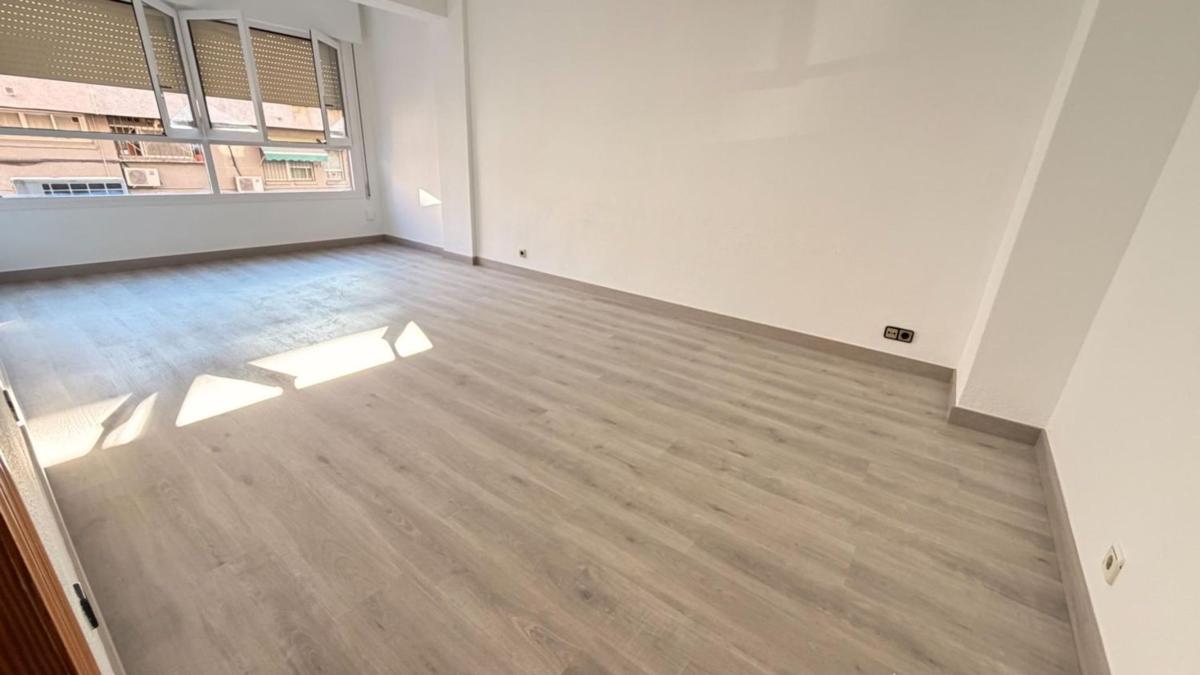 Venta de piso en Piso en Carrús Este, Elche / Elx, Elche / Elx
photo 1