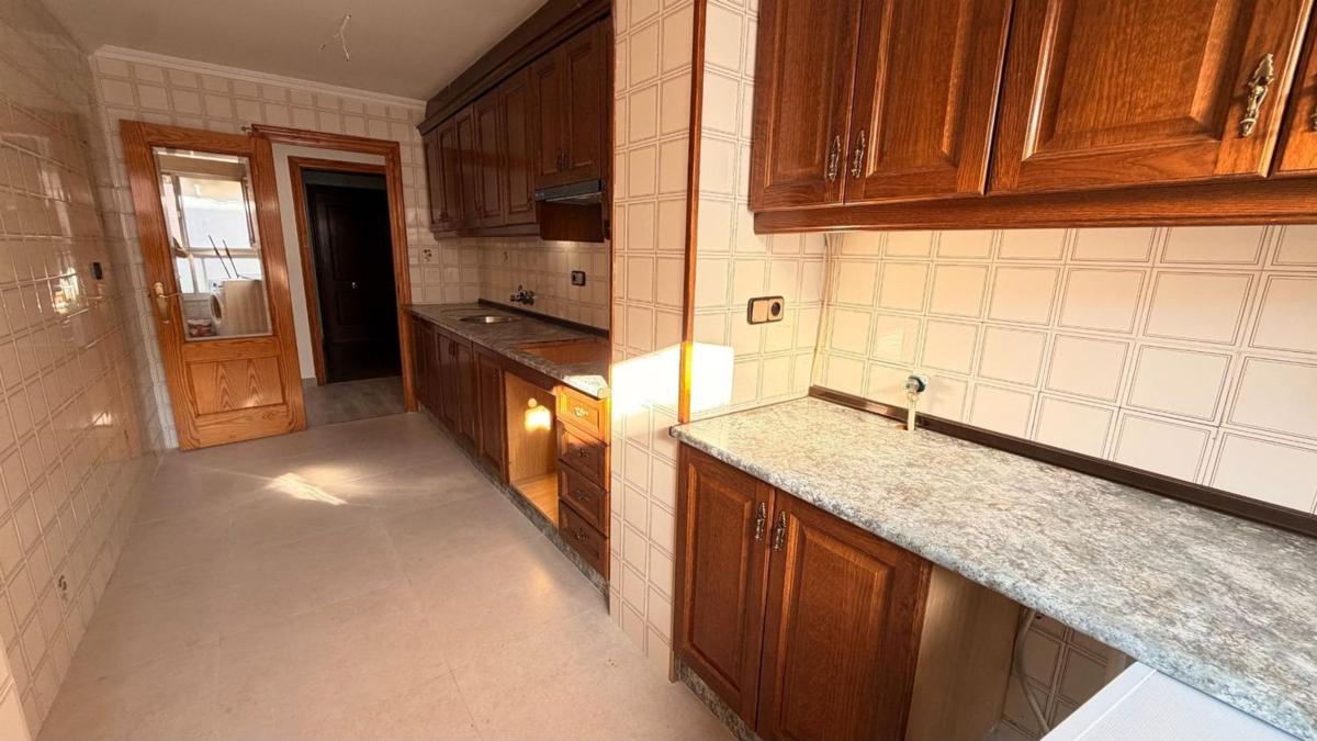 Venta de piso en Piso en Carrús Este, Elche / Elx, Elche / Elx
photo 2