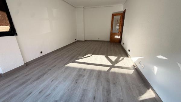 Venta de piso en Piso en Carrús Este, Elche / Elx, Elche / Elx
 photo 3