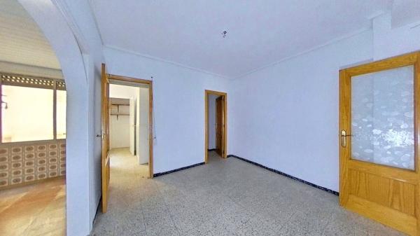 Sale of flat in Piso en Raval de Santa Teresa-El Asilo, Elche / Elx, Elche / Elx
 photo 4