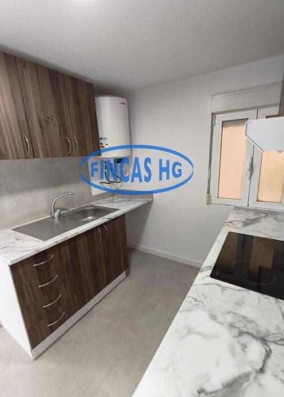 Sale of apartment in Piso en Ciudad Elegida, Alicante / Alacant, Alicante
photo 2