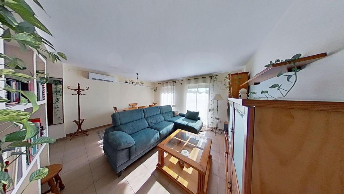 Venta de piso en Piso en Reina Victoria-Miguel Hernández, Elche / Elx, Elche / Elx
 photo 2