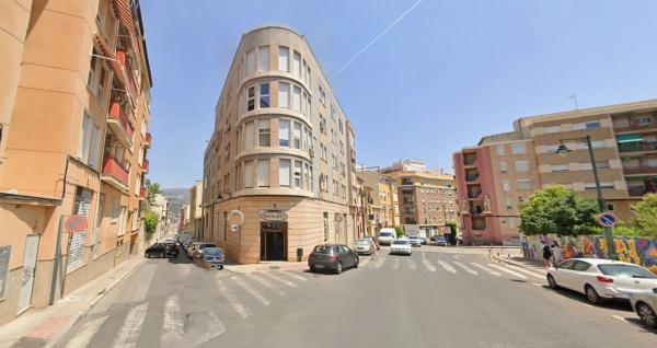 Sprzedaż mieszkania w Piso en Calle el Camí, Centro - Zona Alta, Alcoy / Alcoi, Alcoy
 photo 1
