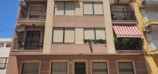 Sprzedaż mieszkania w Piso en Zona Pueblo, Guardamar del Segura, Guardamar del Segura
 photo 1