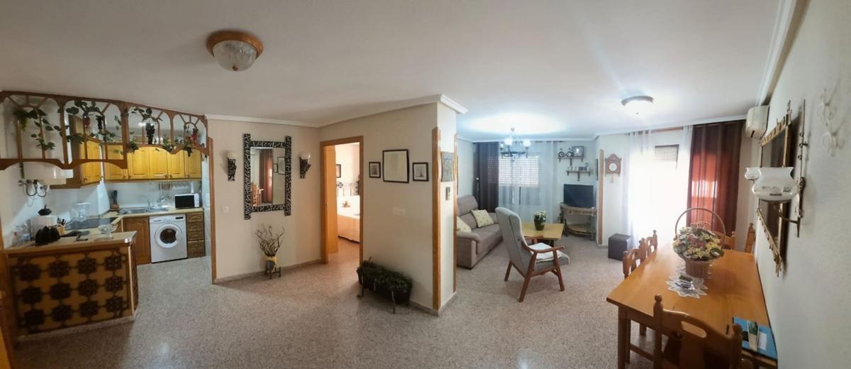 Venta de piso en Piso en Calle Sanchis Guarner, 1, Zona Pueblo, Guardamar del Segura, Guardamar del Segura
photo 1