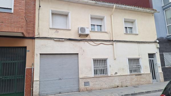Chalet pareado en Calle de la Gelela, 23, El Mercado, Villena photo 1