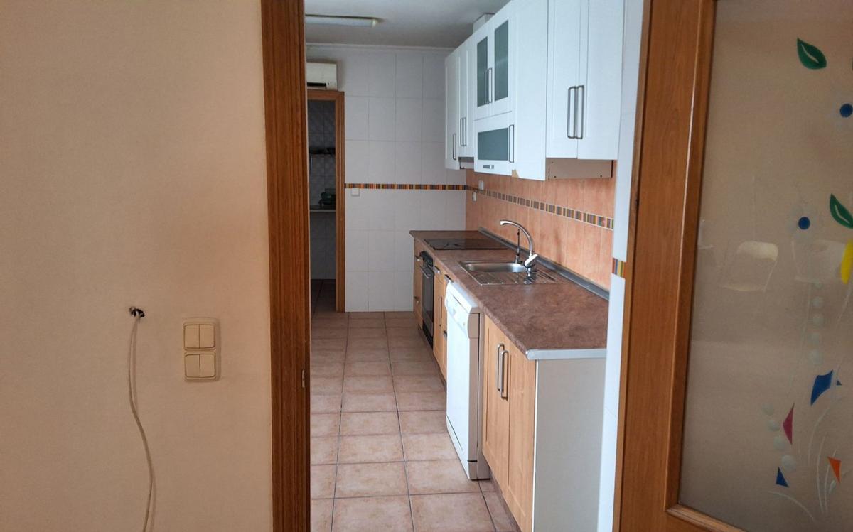 Venta de chalet independiente en Chalet pareado en Calle de la Gelela, 23, El Mercado, Villena, Villena
photo 5