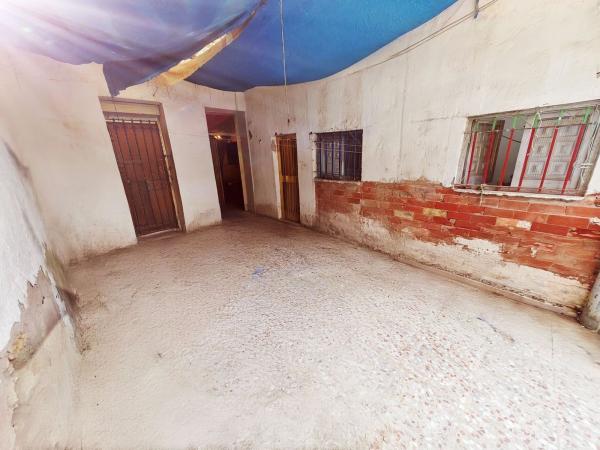 Chalet adosado en venta en  Benalúa-La Florida-Babel-San Gabriel , Alicante / Alacant photo 4