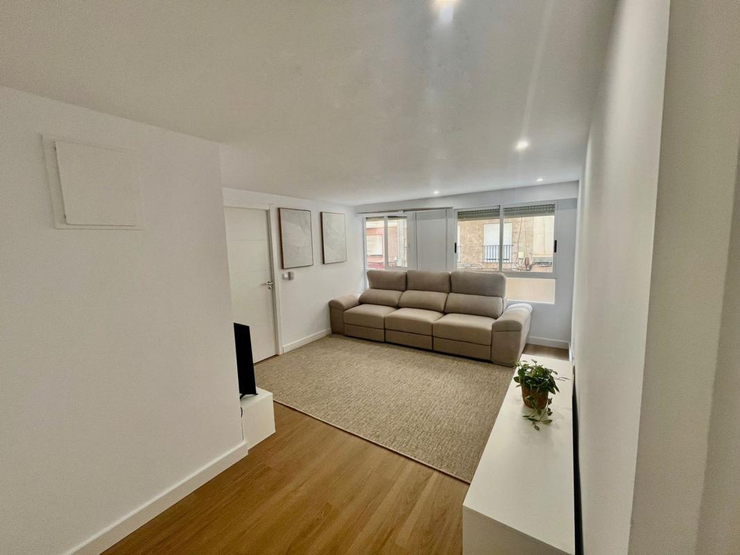 Продажа квартиры на Piso en Calle Pablo Picasso, 40, Sector V-El Canal, Elche / Elx, Эльче / Эльх
photo 1