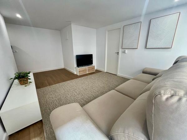 Продажа квартиры на Piso en Calle Pablo Picasso, 40, Sector V-El Canal, Elche / Elx, Эльче / Эльх
thumbnail 2