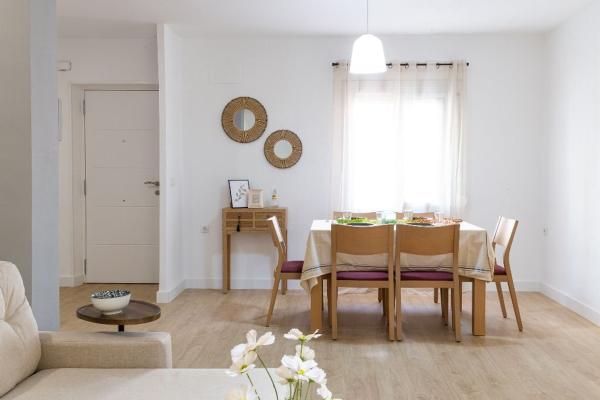 Четырехквартирный дом на продажу на  Chalet adosado en Ibi , Иби photo 4