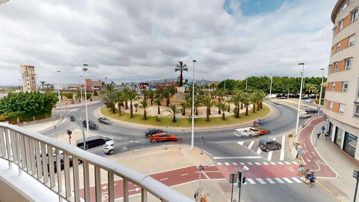 Sprzedaż mieszkania w Piso en Calle Antonio Machado, Plaza Crevillente-Juzgados, Elche / Elx, Elche / Elx
photo 2