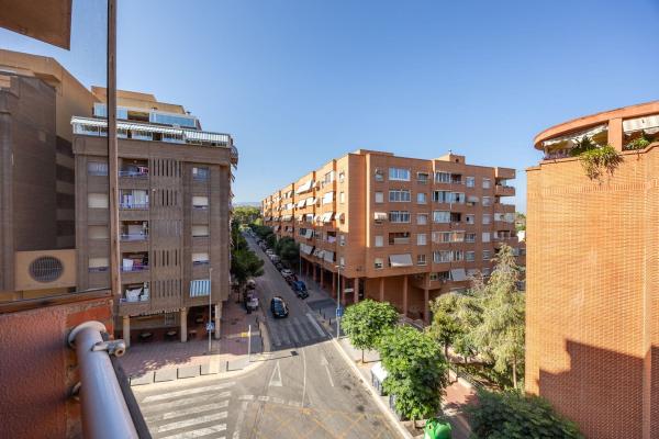 Продажа квартиры на Piso en Pueblo Levante, Benidorm, Бенидорм
photo 1
