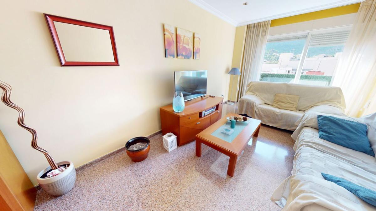 Venta de piso en Piso en Calle Juan Gil Albert, Barri Zona Nord, Alcoy / Alcoi, Alcoy / Alcoi
photo 3