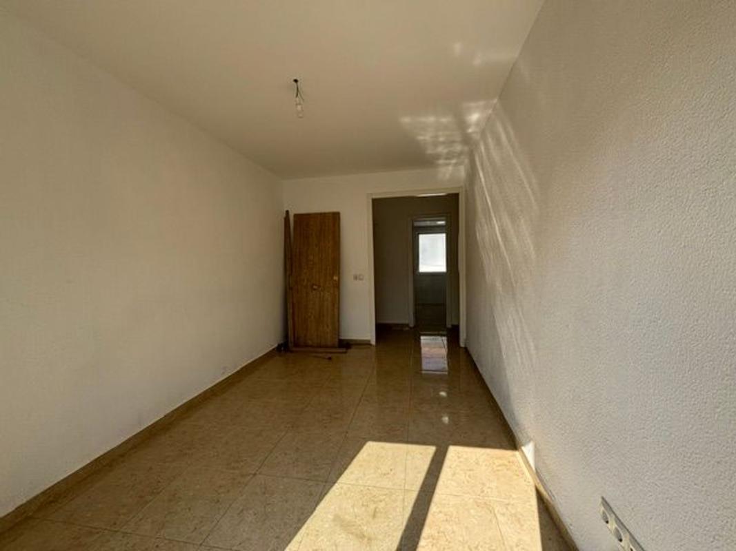 Продажа квартиры на Piso en Calle Profesores Hermanos Muñoz, Princesa Mercedes, Alicante / Alacant, Аликанте / Алакант
 photo 2