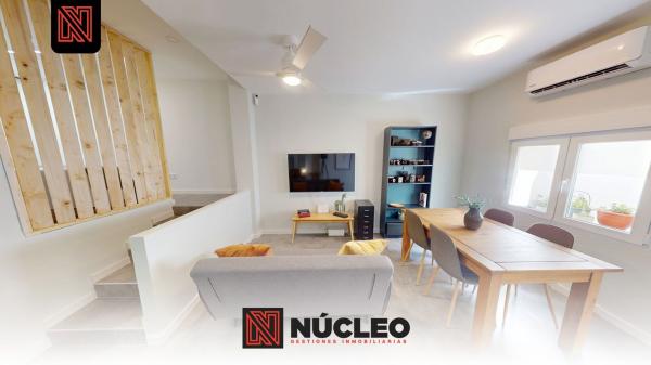 Venta de piso en Piso en Calle Foguerer, Carolinas Altas, Alicante / Alacant, Alicante / Alacant
photo 1