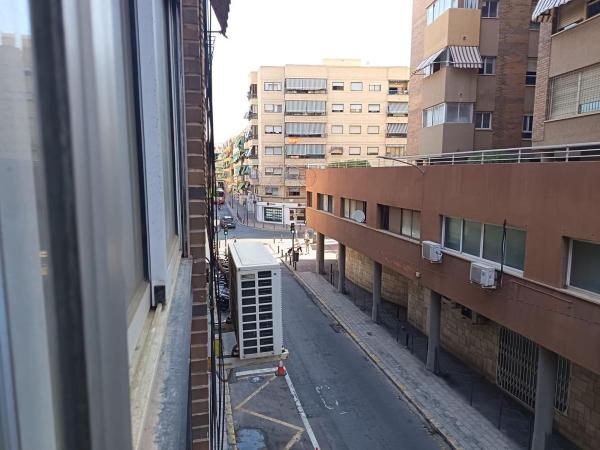 Piso en venta en Piso en Carolinas Altas, Alicante / Alacant, Alicante / Alacant thumbnail 3