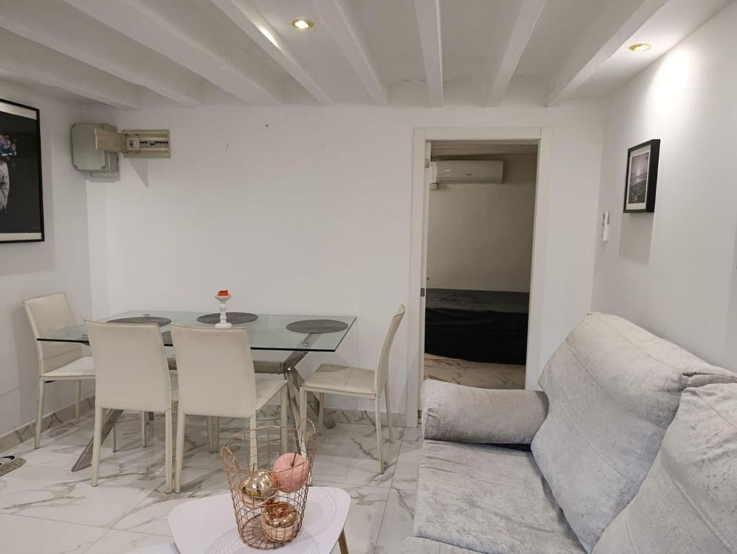 Venta de piso en Piso en Calle Maldonado, 11, Casco Histórico-Santa Cruz, Alicante / Alacant, Alicante / Alacant
photo 5