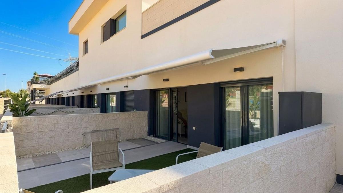 Venta de piso en Piso en Avenida de las Naciones, 77, Algorfa, Algorfa
photo 4