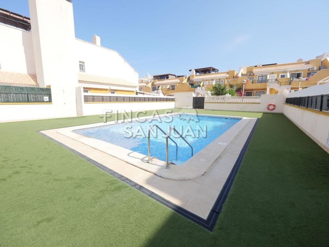 Venta de ático en  Ático en Calle Bahia, Arenales del Sol, Elche / Elx, Elche / Elx photo 2