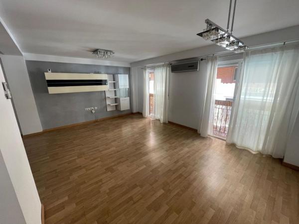 Venta de piso en Benalúa-La Florida-Babel-San Gabriel, Alicante / Alacant
 photo 1
