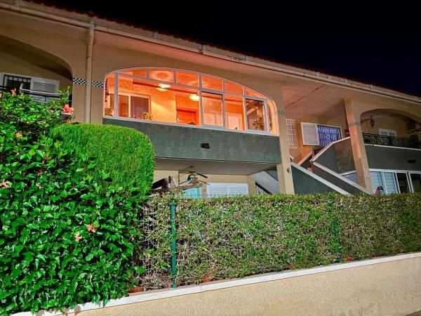 Independent chalet for sale in Casa o chalet independiente en Mediterráneo-Novamar, Gran Alacant, Gran Alacant
 photo 1