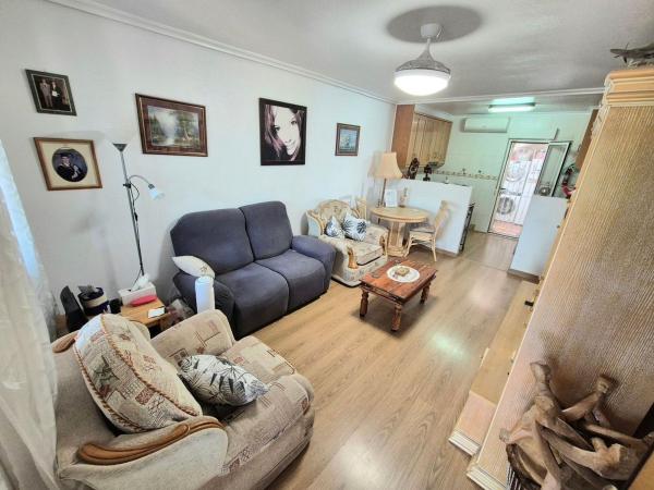 Chalet pareado en Los Montesinos photo 4