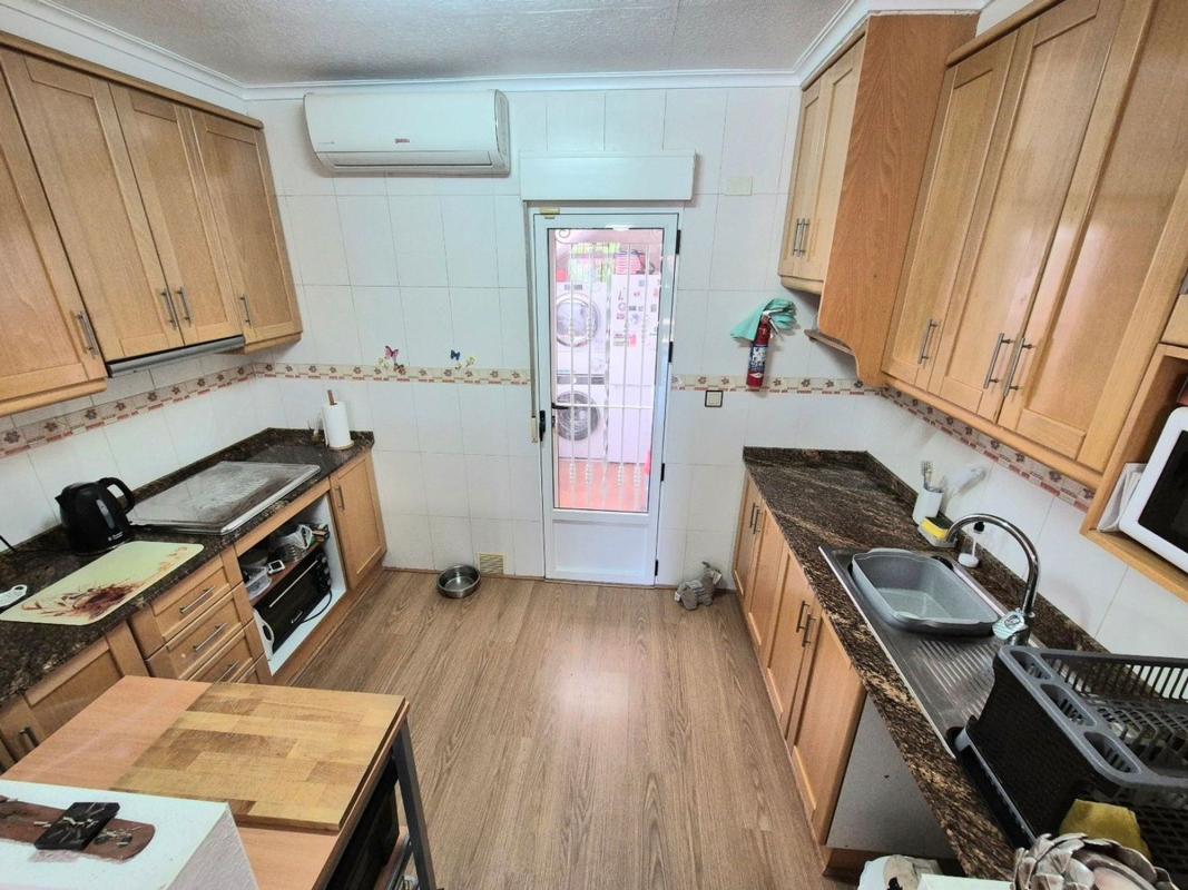 Продажа отдельного шале в Chalet pareado en Los Montesinos, Лос-Монтесинос photo 5