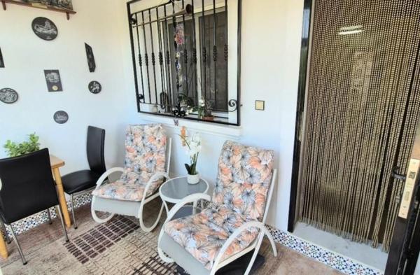 Chalet pareado en Los Montesinos photo 4