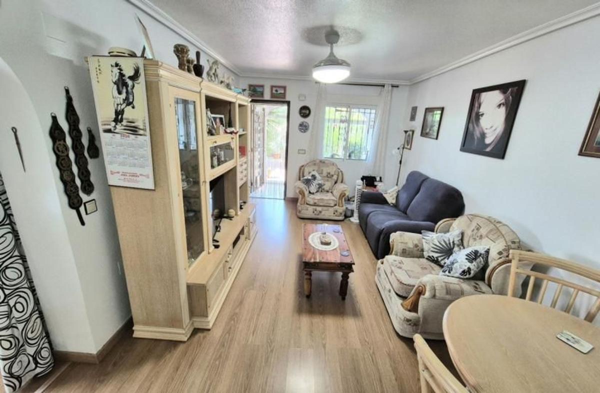 Продажа отдельного шале в Chalet pareado en Los Montesinos, Лос-Монтесинос photo 5