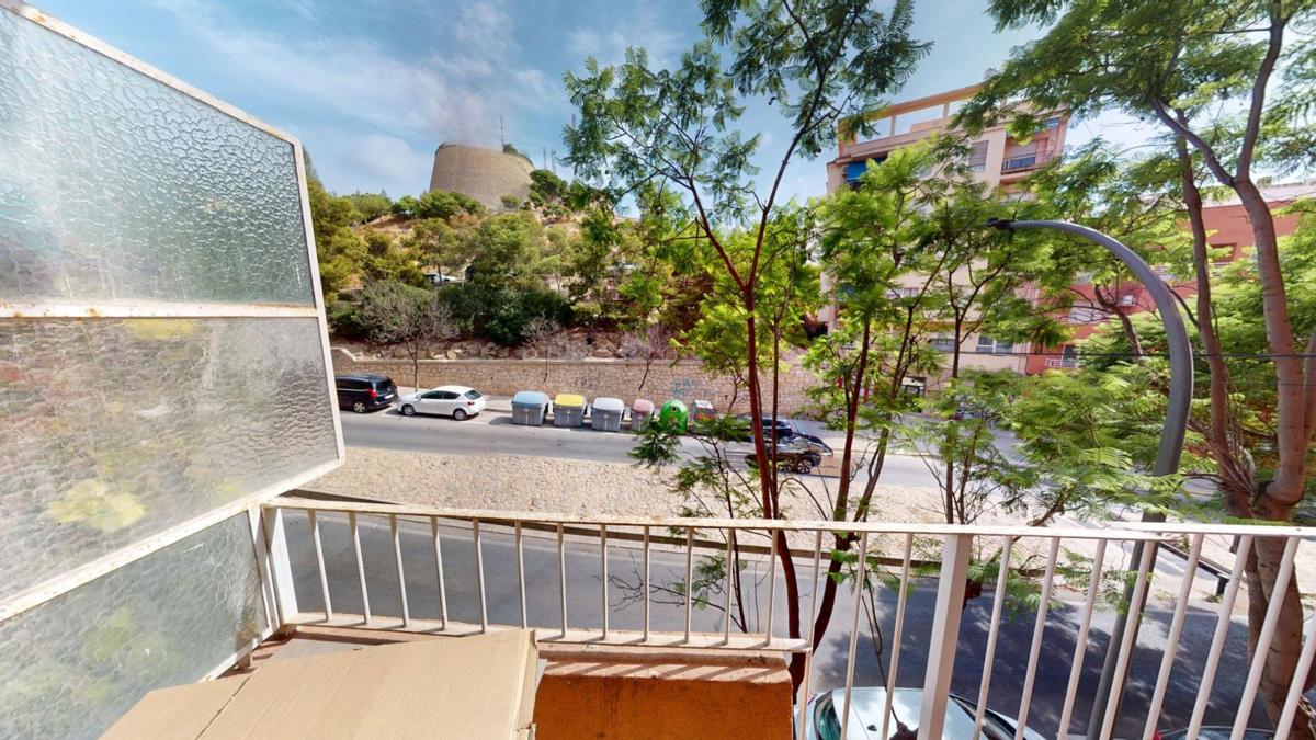 Venta de piso en Piso en Calle Maestro Barbieri, Mercado, Alicante / Alacant, Alicante / Alacant
photo 5