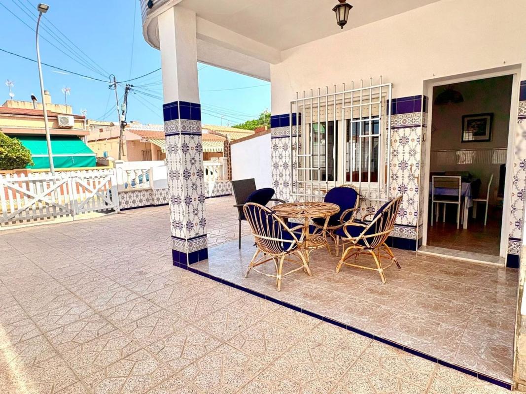 Продажа таунхауса в  Chalet adosado en Torre de la Horadada, Pilar de la Horadada , Пилар де ла Орадада photo 3
