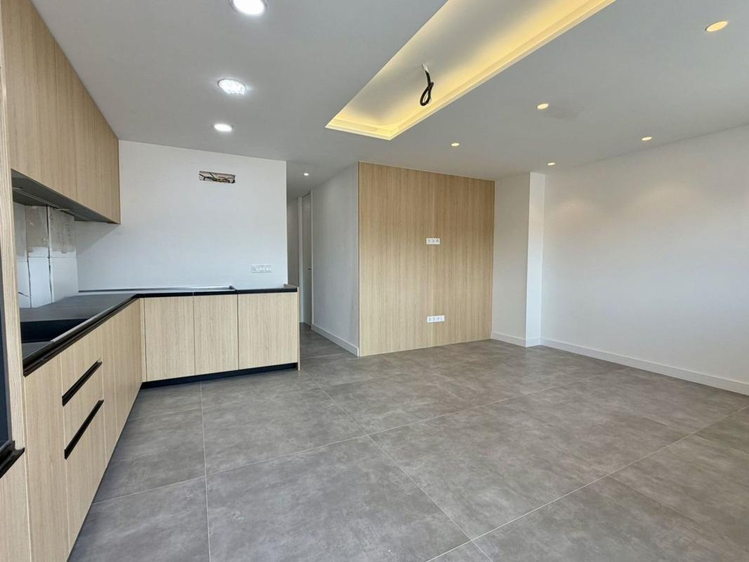 Продажа квартиры на Piso en Barri Eixample, Alcoy / Alcoi, Алкой
 photo 5