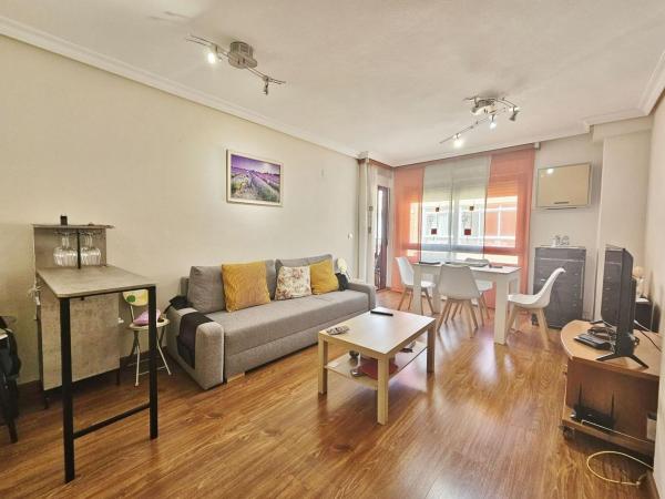 Venta de piso en Piso en Carolinas Altas, Alicante / Alacant, Alicante / Alacant
photo 1