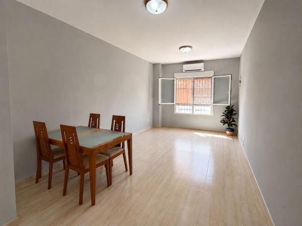 Piso en venta en Piso en Calle Castor, 16, La Florida, Alicante / Alacant, Alicante / Alacant photo 2