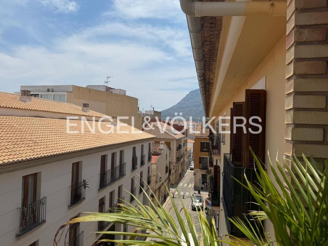 Sprzedaż mieszkania w Piso en Centro Urbano, Denia, Dénia
photo 1