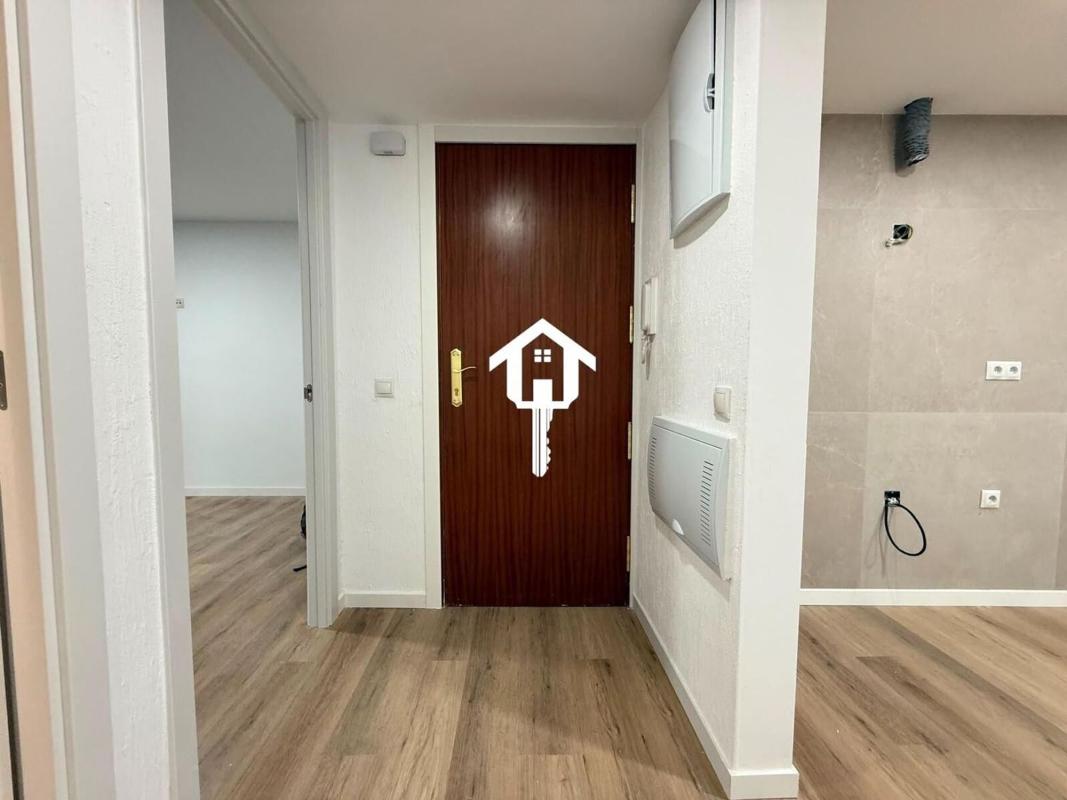 Venta de piso en Piso en Taquigrafo Marti, Campoamor, Alicante / Alacant, Alicante / Alacant
photo 2